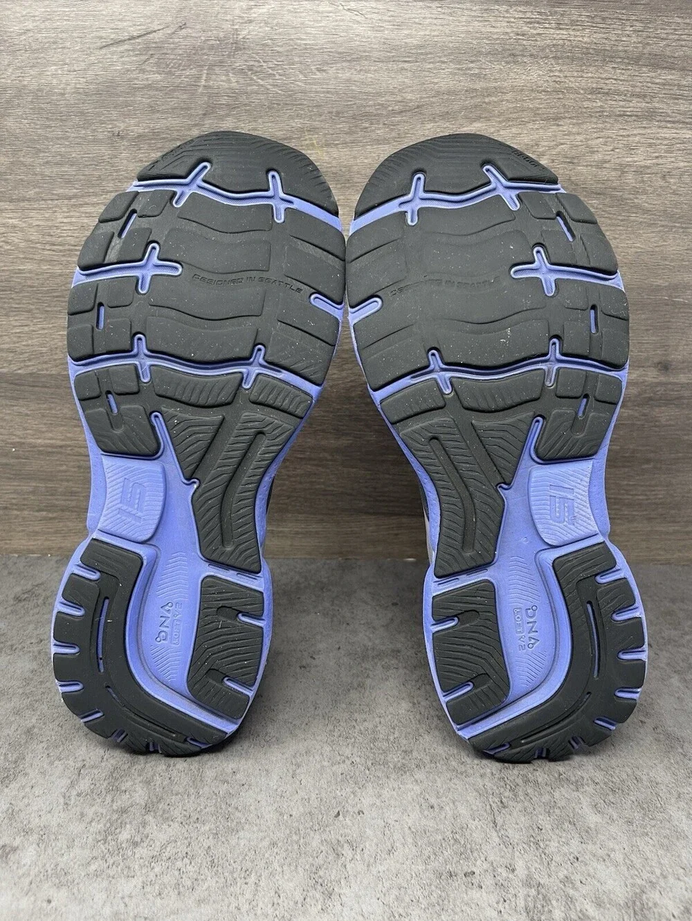 Brooks Ghost 15 Size 10 Womens Black Blue Aruba DNA LOFT v2 Running Shoes
